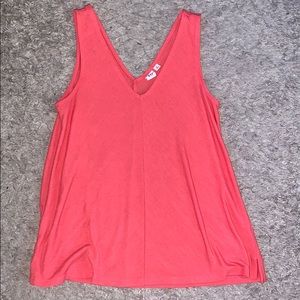 Pink flowy tanktop